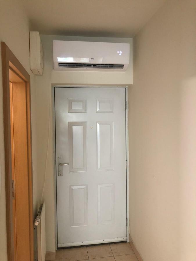 Cozy Apartment In District 8 Βουδαπέστη Εξωτερικό φωτογραφία